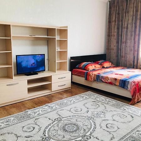 Жк Жана Алем Apartment Atyrau Ngoại thất bức ảnh