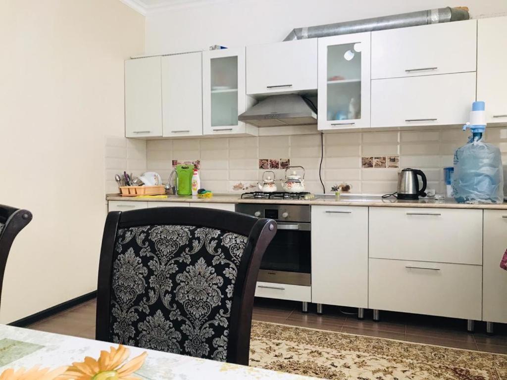 Жк Жана Алем Apartment Atyrau Ngoại thất bức ảnh